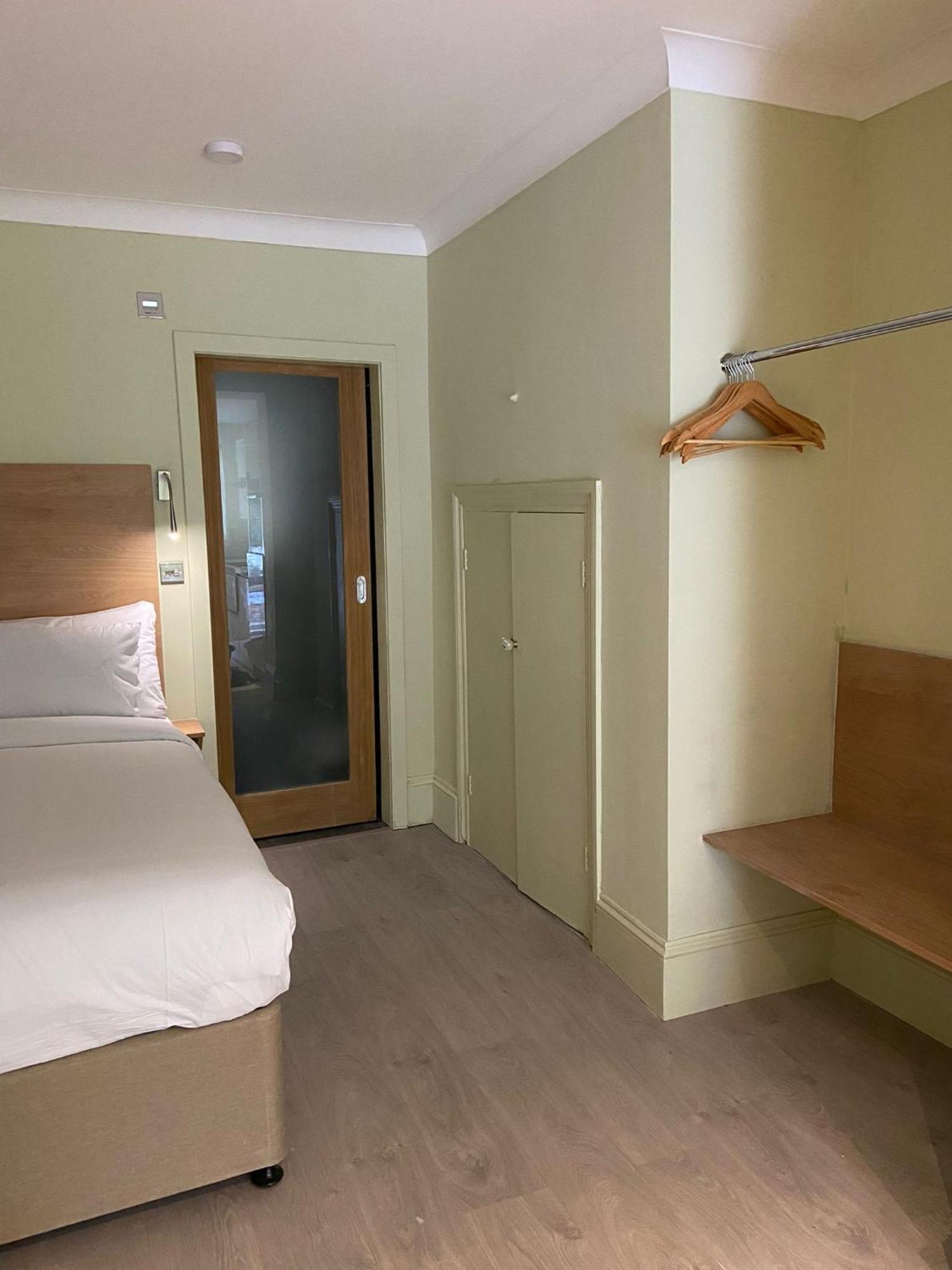 Marldon Olympia Hotel Лондон Экстерьер фото