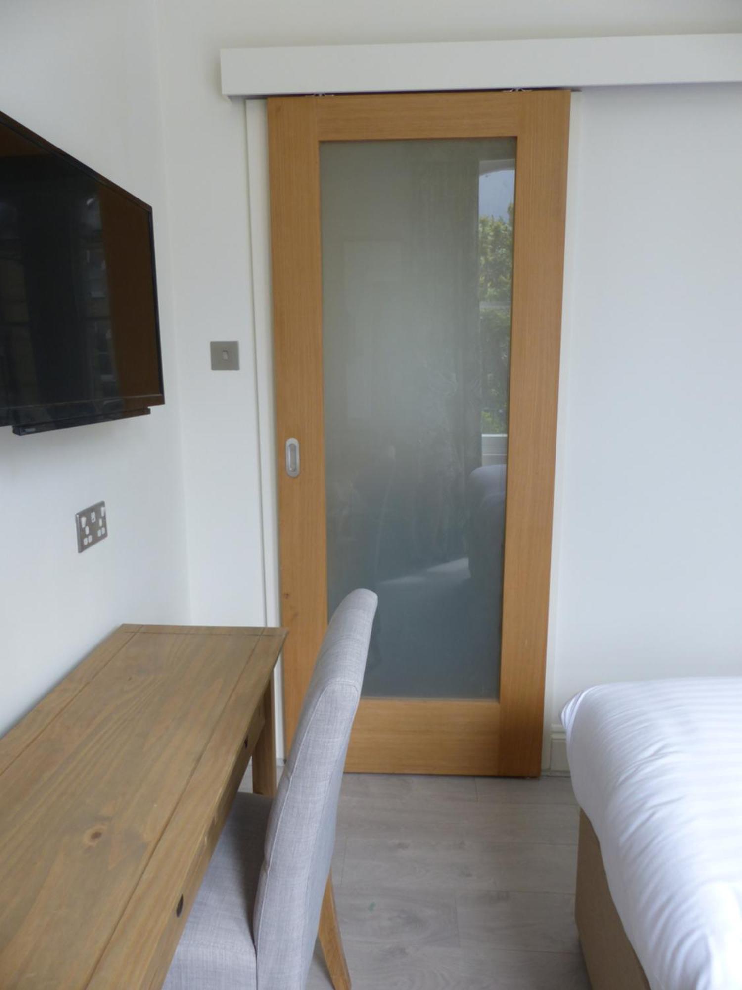 Marldon Olympia Hotel Лондон Экстерьер фото